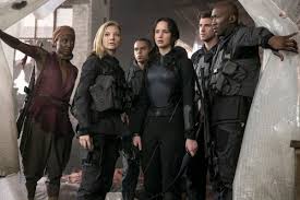 Für jenniger lawrence bedeutete der 1. Die Tribute Von Panem Mockingjay Teil 1 2014 Filmkritik