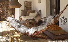 Check spelling or type a new query. Coussin Et Plaid Maison De Vacances La Maison Generale