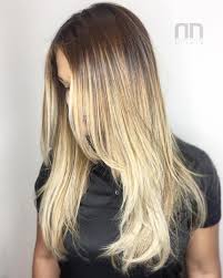 Rote haare wie man sich als rothaariger denn gerade beim blondieren wird die haarstruktur stark in mitleidenschaft gezogen braune haare mit blonden strähnen frisuren. 20 Stilvolle Frisuren Fur Langes Blondes Haar Stylestate De
