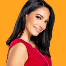 Alejandra Oraa's Profile