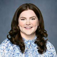 Kelly Gunn's Instagram, Twitter & Facebook