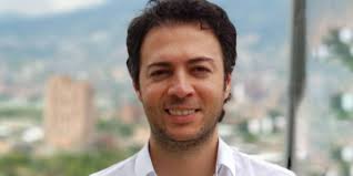 Hoy es el cumpleaños del pastor Ignacio Barrera Kelly