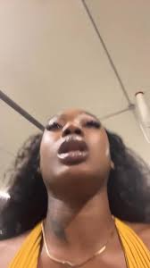 Black people, are we too quick with the BBQ invites? Repost from  @theehoochiegawd • i ain't tryna go to no hullabaloo anyway, but still