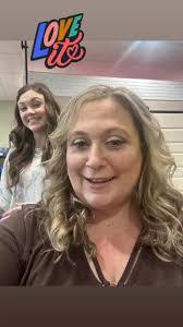 Nicole Dolan's Instagram, Twitter & Facebook