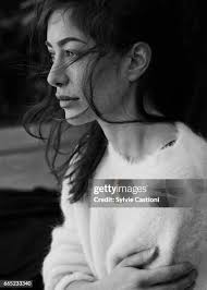 11 Photos & High Res Pictures