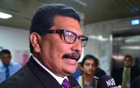 Confirman suspensión por un año para abogado Francisco García Gudiel