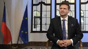 Radek vondráček (born 30 december 1973) is a czech lawyer and politician who has served as speaker of the chamber of deputies of the czech republic since november 2017. Citim Svuj Podil Na Rozdeleni Spolecnosti Rekl V Novorocnim Projevu Predseda Snemovny Vondracek Hovoril Predevsim O Demokracii Hospodarske Noviny Ihned Cz