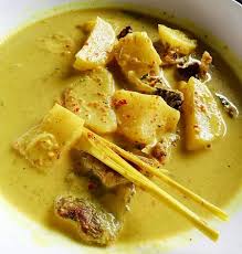 Sebetulnya kalau mahu menyediakan masak lemak yang sedap, kita perlu menggunakan santan segar yang pekat. Daging Masak Lemak Cili Padi Bild Von Cili Kampung Langkawi Tripadvisor