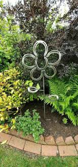 Blume Aus Hufeisen Garten Deko In Niedersachsen Stadland Ebay Kleinanzeigen Garten Deko Blumen Garten