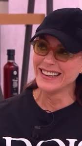 O ano era 1989 . A novela,Kananga do Japão, superprodução da extinta Rede  Manchete. E Christiane Torloni,aos 32 anos, brilhava na pele da heroína Dora  Macedo. . . . . #christianetorloni #christorloni #