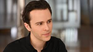 Home — AUSTIN MICHAEL