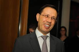 Depois de faltar ao seu depoimento na cpi da covid, o empresário bilionário carlos wizard pode ser alvo de uma condução. Hqcxhofz9zbgm