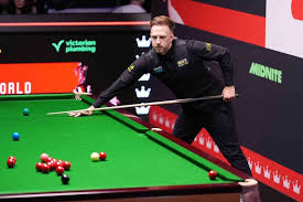 Trump seals narrow lead over Vafaei as Robertson takes charge at World Championship
