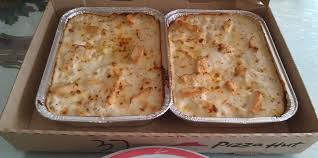 Alfredo Tuscani Pasta From Pizza Hut Food Favorite Recipes Chicken Alfredo Pizza