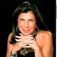 Liz Giordano's Instagram, Twitter & Facebook