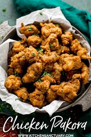 Tender Chicken Marinated In A Blend Of Fragrant Spices Then Coated In A Chickpea Flour Based Batter For Th Pakora Recipes Chicken Pakora Chicken Pakora Recipe