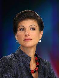 From the early 1990s, she held key positions in various pds executive committees. Sahra Wagenknecht Die Mauer Steht Alternative History Fandom