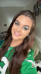 Howdy from a few Eagles 🦅 (BRB) Be Right Back YALL!!