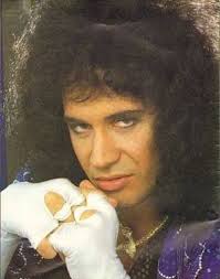 Die Zeit ohne Make-up war nicht freundlich zu Gene : r/KISS