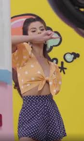 Alex russo)‏ في مسلسل ديزني الحائز علي جائزة الإيمي. ÙÙŠØ¯ÙŠÙˆ ÙˆØµÙˆØ± Ø³ÙŠÙ„ÙŠÙ†Ø§ Ø¬ÙˆÙ…ÙŠØ² ØªÙƒØ´Ù Ø¹Ù† ÙƒÙˆØ§Ù„ÙŠØ³ ØªØµÙˆÙŠØ± ÙƒÙ„ÙŠØ¨ Ice Cream Ø§Ù„ÙŠÙˆÙ… Ø§Ù„Ø³Ø§Ø¨Ø¹