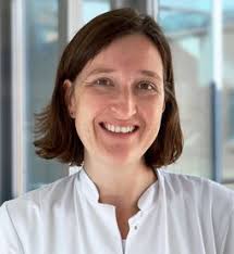 Ärzte und Stationsleitung