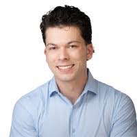 Samira Shaw's Instagram, Twitter & Facebook