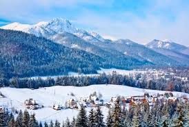 Sunt doar cateva dintre cele cateva zeci de statiuni montane pe care le poti vizita pe timp de vara. Top 7 Destinatii Low Cost Pentru Vacanta De Iarna In Europa