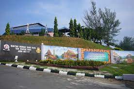 Oleh demikian, bersesuaian dengan tugas manusia maka alam ini dijadikan bersesuaian dengan tugas manusia tersebut iaitu beribadah kepada. Mrsm Tgb Melaka