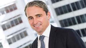 Hi Babe" Case: Commbank boss Matt Comyn revealed in payments to ASIC star  witness