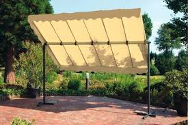 Sind die abstände zwischen schraubpunkten zu groß, kann die platte bei wind in schwingungen kommen und geräusche machen. Sonnenschutz Aus Alu Stahl Verstellbar Champagner Beige Gartenmoebel De Sonnenschutz Terrasse Balkon Selber Bauen Terrassenuberdachung