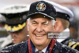 Navy LB Hudson Sullivan looks