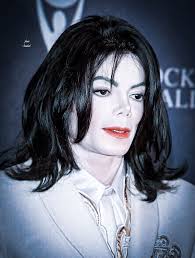 A new fb MJ page. I am excited to be here and look forward to hearing your  stories and sharing mine from my 15 years at Neverland.