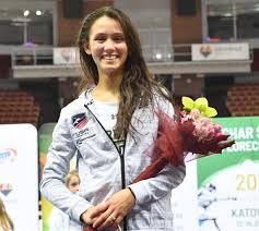 Kiefer became the first american fencer to win a gold medal in individual foil. Lee Kiefer Climbs World Rankings With Silver In Katowice