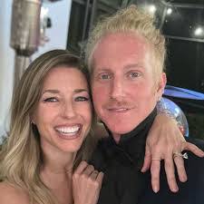 Jenny Robinson's Instagram, Twitter & Facebook