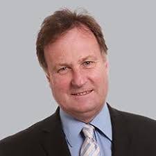 Andy Gilmour's Instagram, Twitter & Facebook