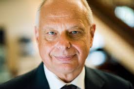 University hires chancellor's daughter, son-in-law