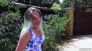 Riley Reid Real Estate Agent : XXXBunker.com Porn Tube