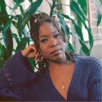 Eboni Thomas's Instagram, Twitter & Facebook