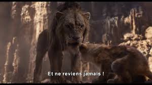 Le Roi Lion Beyonce En Robe Scintillante Pour L Avant Premiere Du Film Le Huffpost