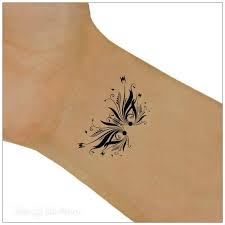 Tatouage Temporaire Papillon Impermeable A L Eau Ultra Etsy Butterfly Wrist Tattoo Butterfly Tattoo Wrist Tattoos