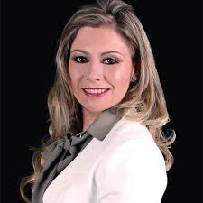 Karen Aragon's Instagram, Twitter & Facebook