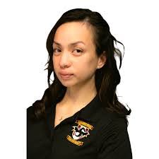 Hang Huynh's Instagram, Twitter & Facebook