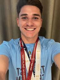 Pemain Filipina Mirip Alvarez