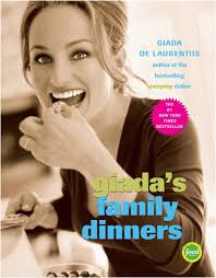 Giadas Family Dinners: A Cookbook: De Laurentiis, Giada: 9780307238276:  Books - Amazon.ca