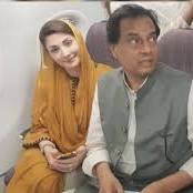 safdar from www.dawn.com