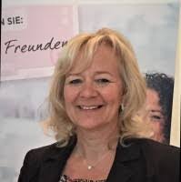 Mandy Busch's Instagram, Twitter & Facebook