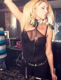 Nella giornata di oggi, l'argentina ha fatto sapere di non aver potuto registrare perchè stava male. Autopsia Viviana Parisi E Stata Strangolata Oa Plus