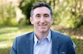 Cynthia Rosser's Instagram, Twitter & Facebook