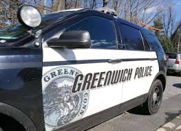 I don't steal from cars, but i have a few friends who do and i've been there while it has happened before. Police Two Unlocked Cars Reported Stolen At Country Club In Greenwich Something New In Thefts