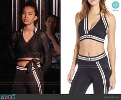 Gina S Metallic Striped Leggings And Sports Bra On High School Musical The Musical The Series Tv Show Outfits Fashion Tv Football Dress